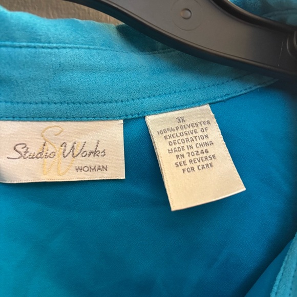 Studio Works Turquoise Button Up Shirt Woman size 3X - Picture 9 of 10